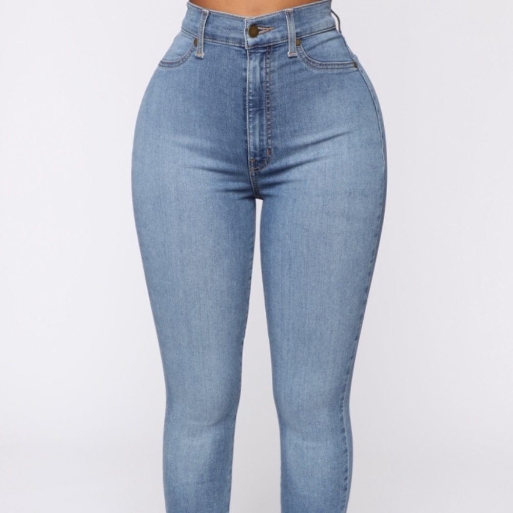 NEW High Rise Jeans 💯 - Picture 2 of 4